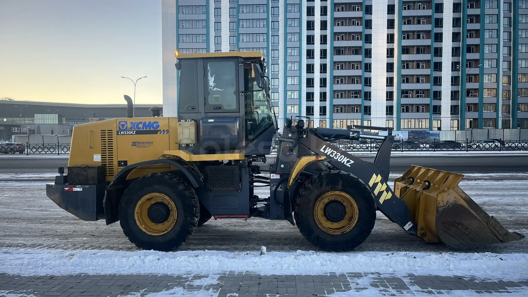 XCMG LW330FN