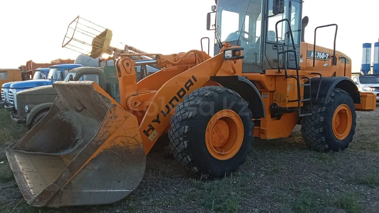 Hyundai R 520LC-9S FS