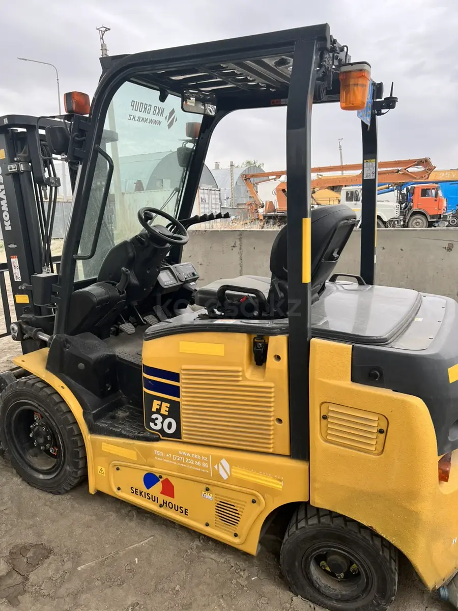 Komatsu D65