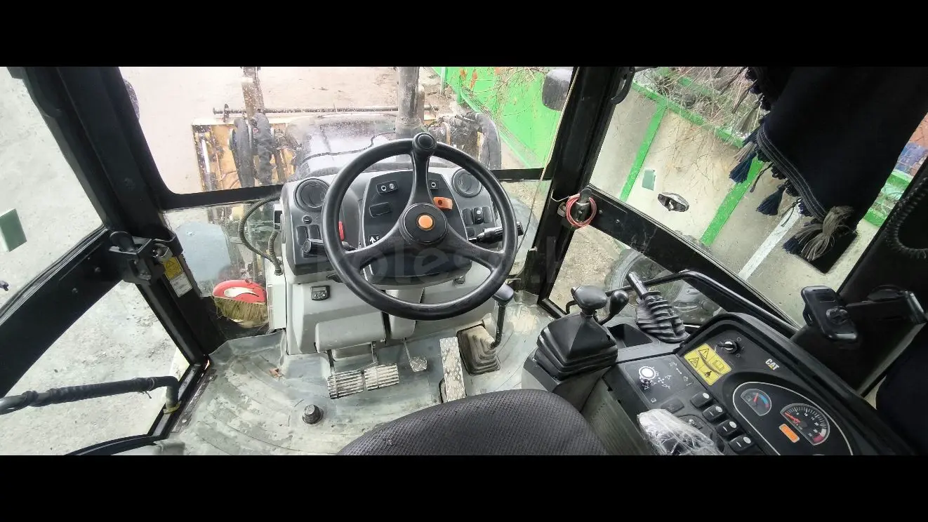 Caterpillar 428E