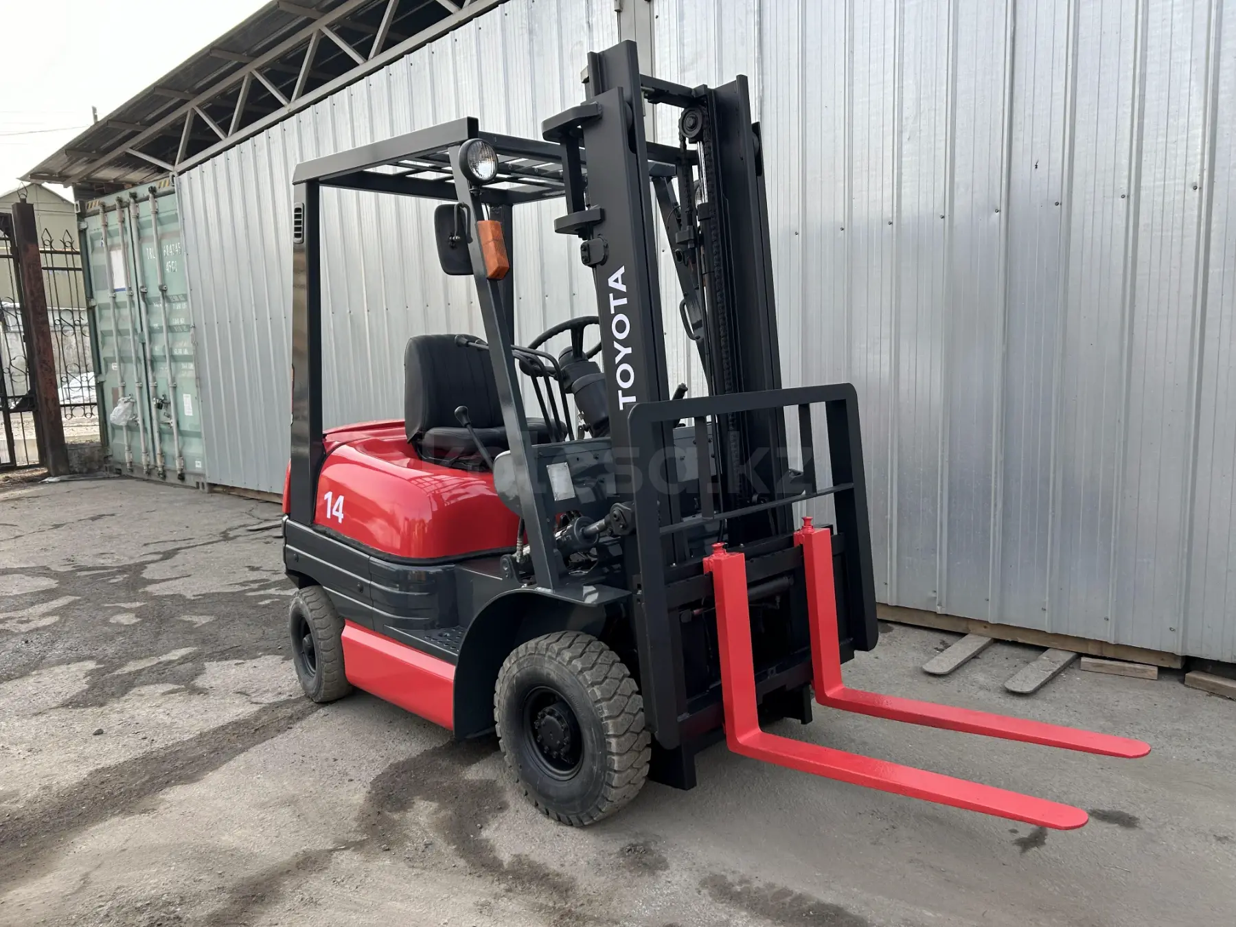 Toyota 6SDTL8