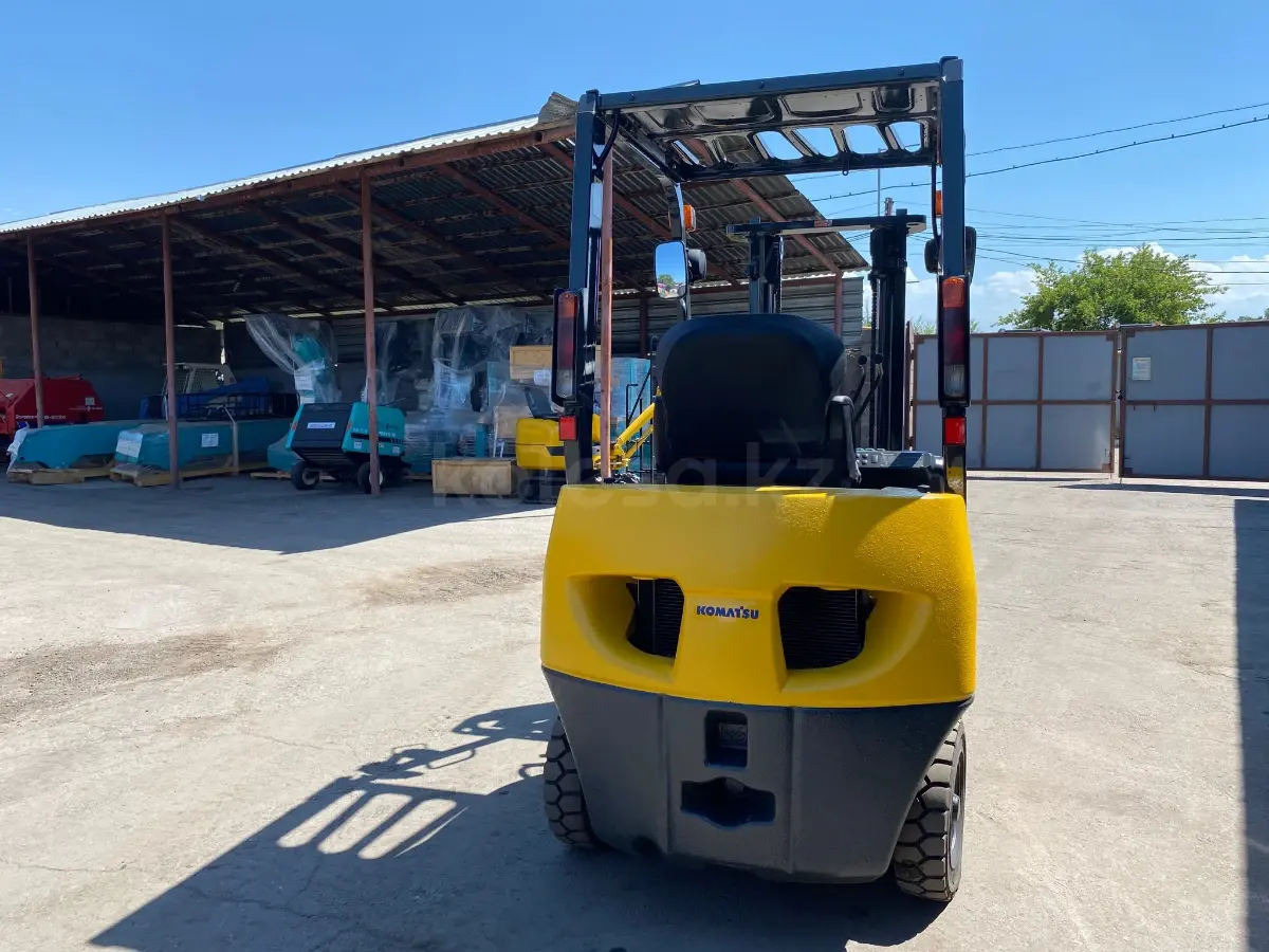 Komatsu FD20