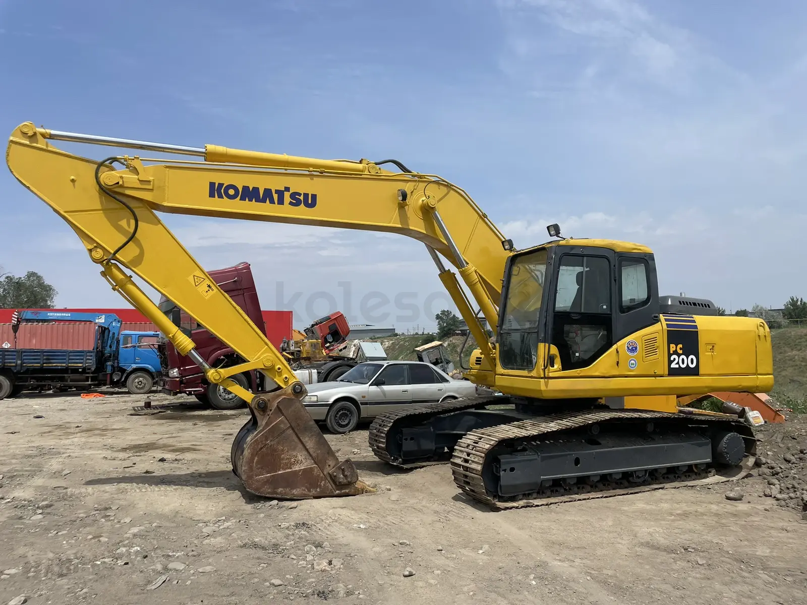 Komatsu PC200