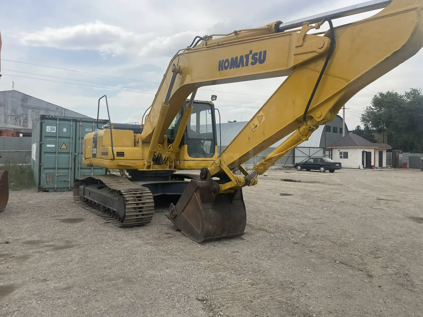 Komatsu PC200