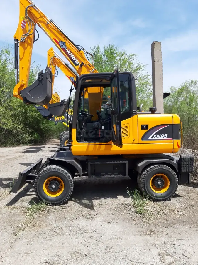Rhinoceros XN95