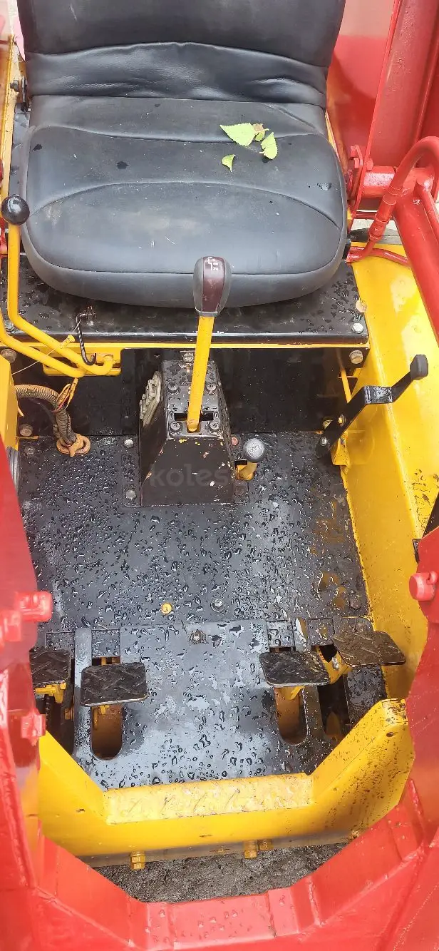 Bobcat E80