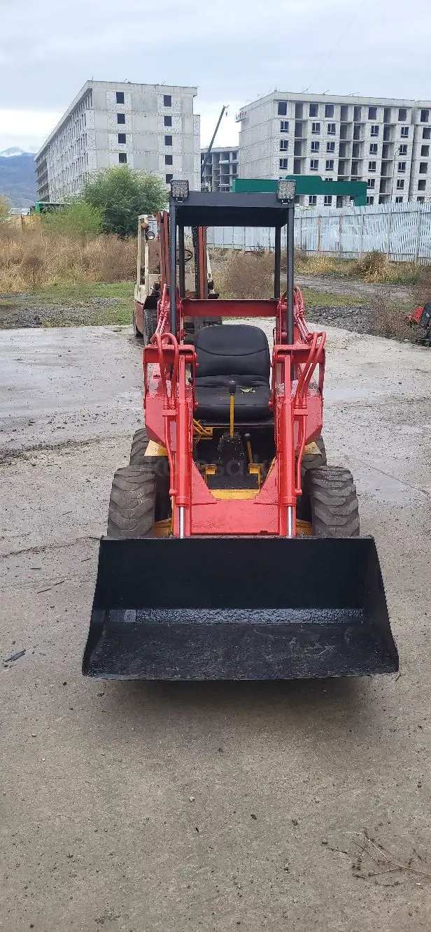 Bobcat E80