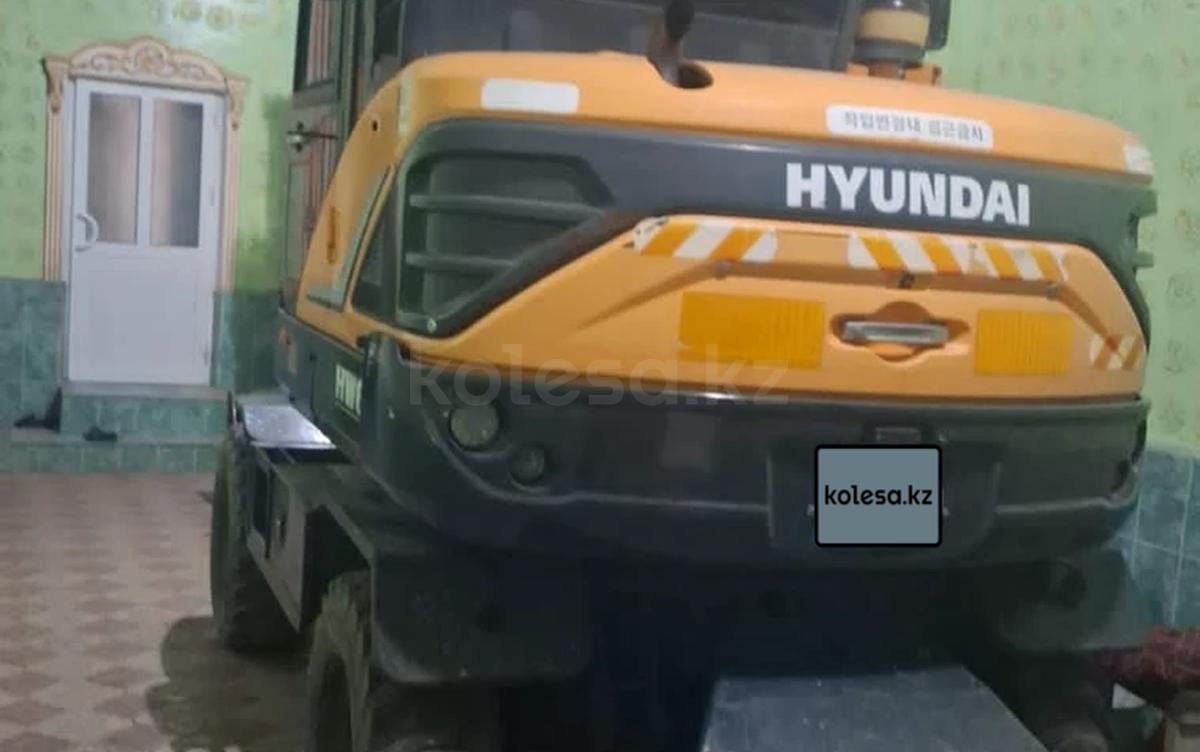 Hyundai HW210