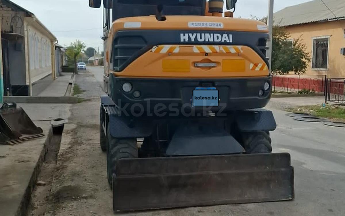 Hyundai HW210