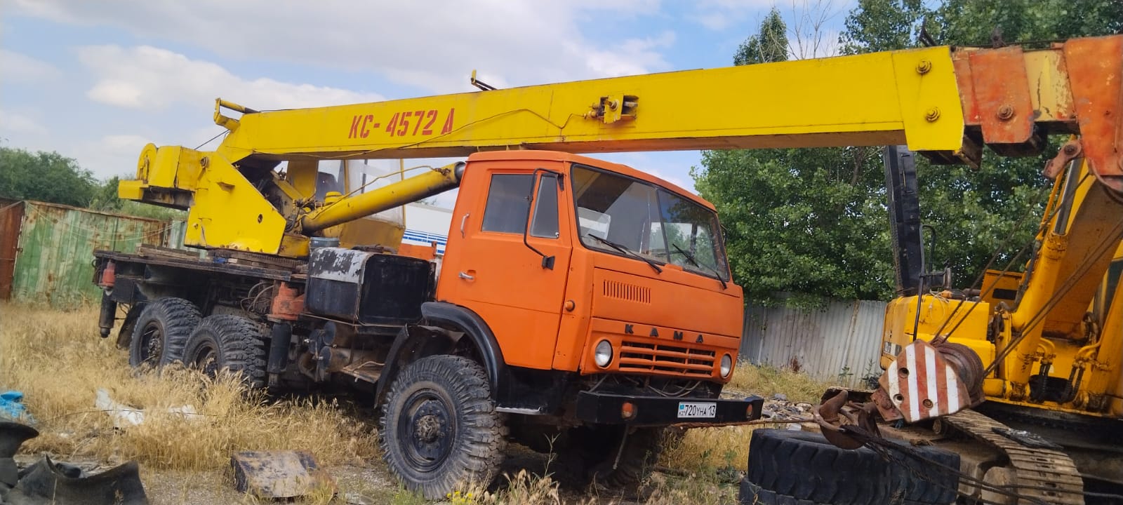 Камаз АПТ-32