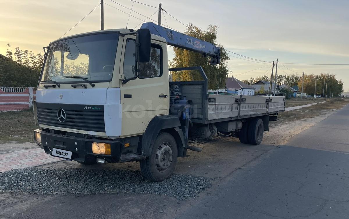 Mercedes-Benz 814