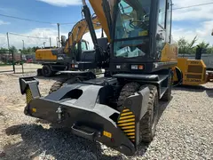 XCMG XE210WB