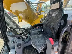 XCMG XE210WB