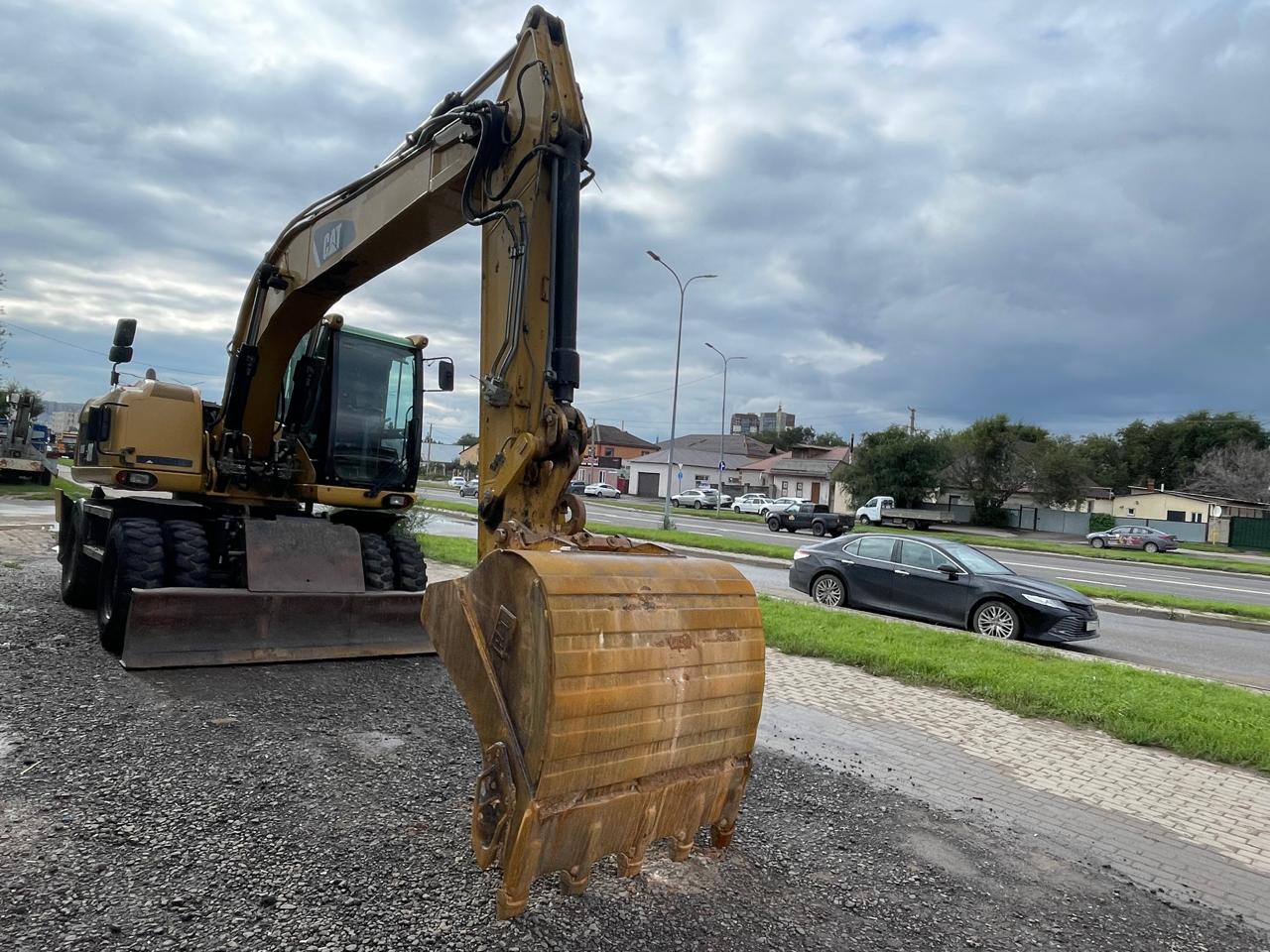 Caterpillar M316D