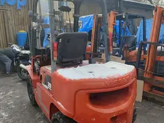 Nissan S&B300