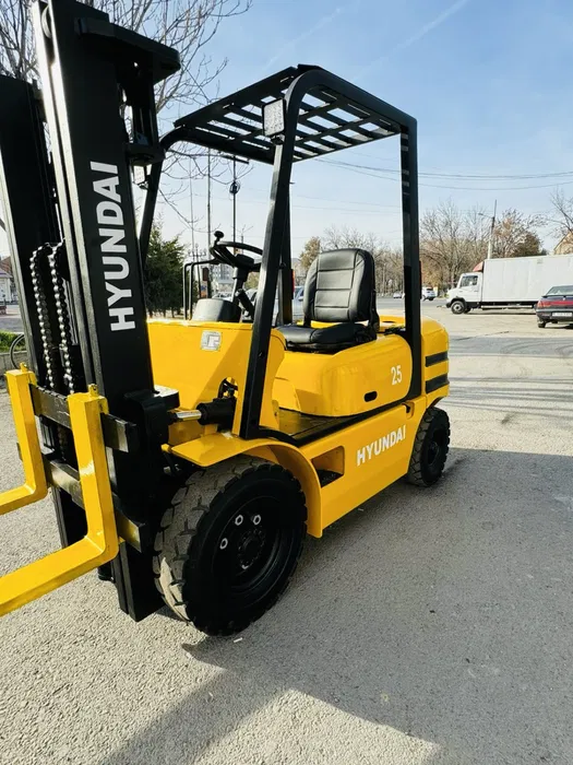 HYUNDAI CPCD25E-3