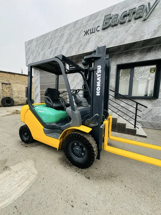 KOMATSU FG20-11