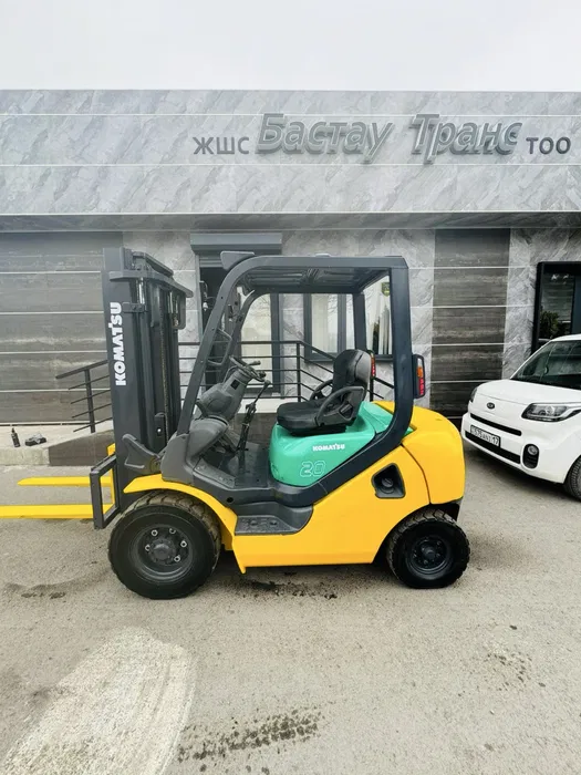 KOMATSU FG20-11