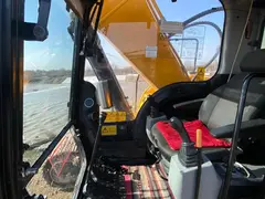 JCB JS 205