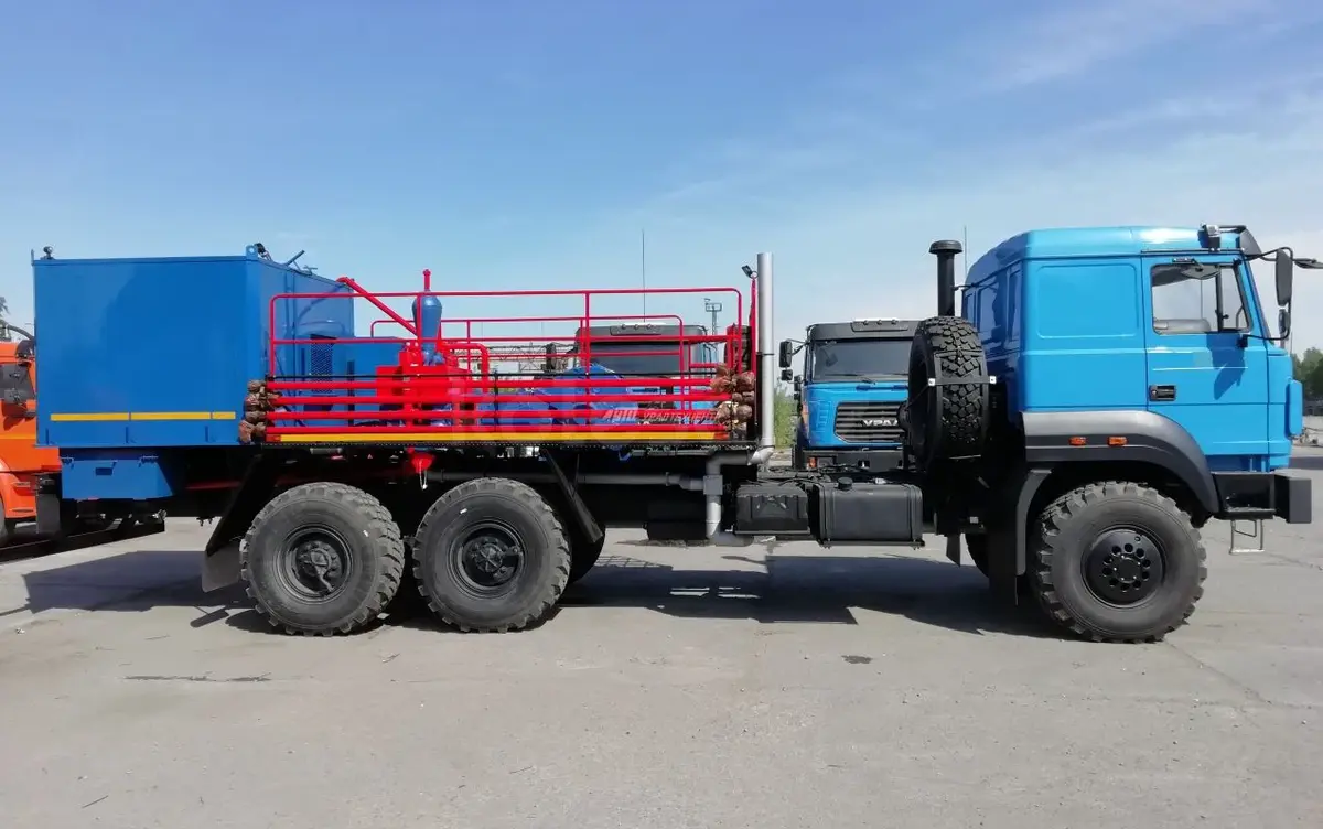 УралСпецТранс 54535 на шасси Камаз 4326-1036-15
