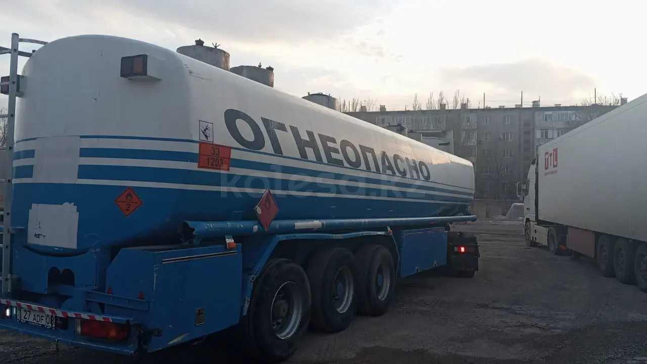 Hendricks 50000л бензовоз