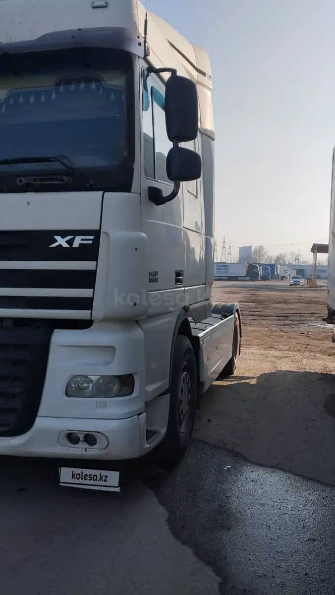 DAF XF 105.460 Space Cab ADR