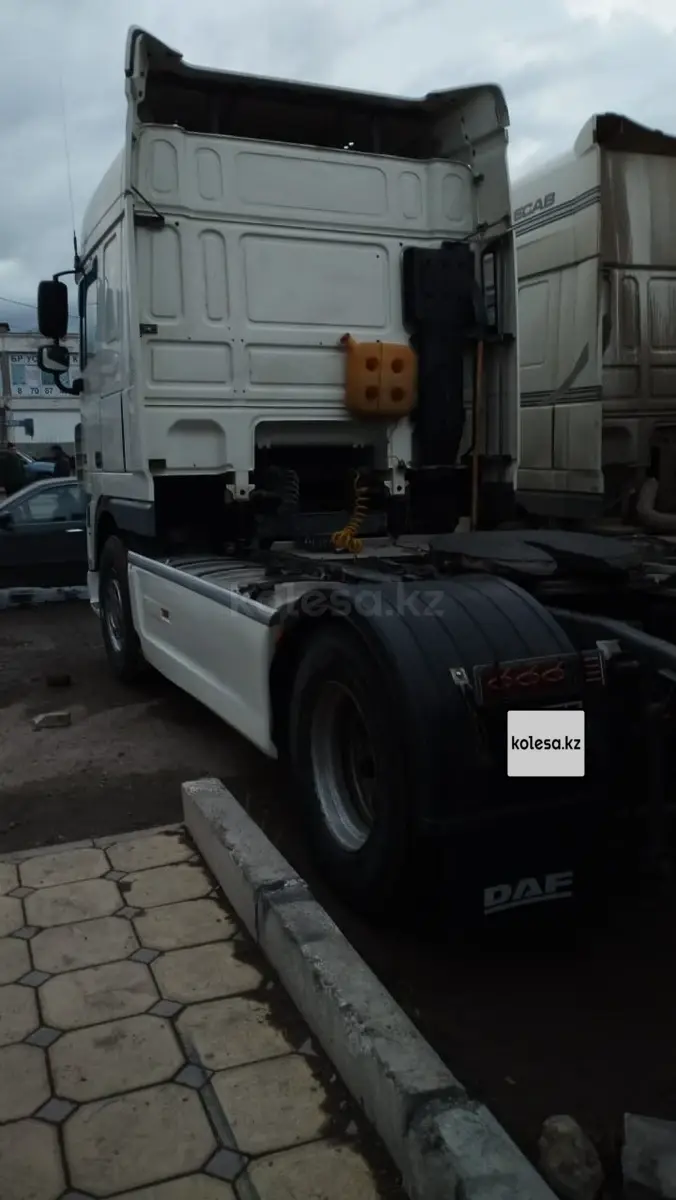 DAF XF 105.460 Space Cab ADR