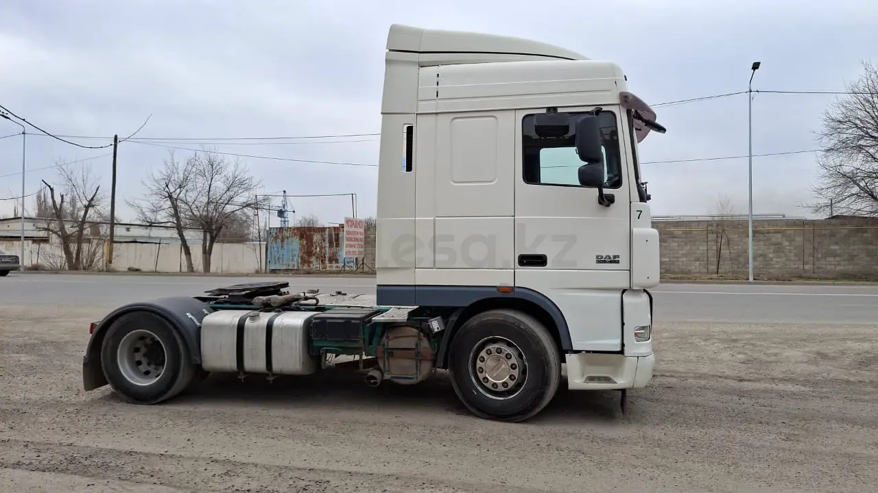 DAF XF 105.460 Space Cab ADR
