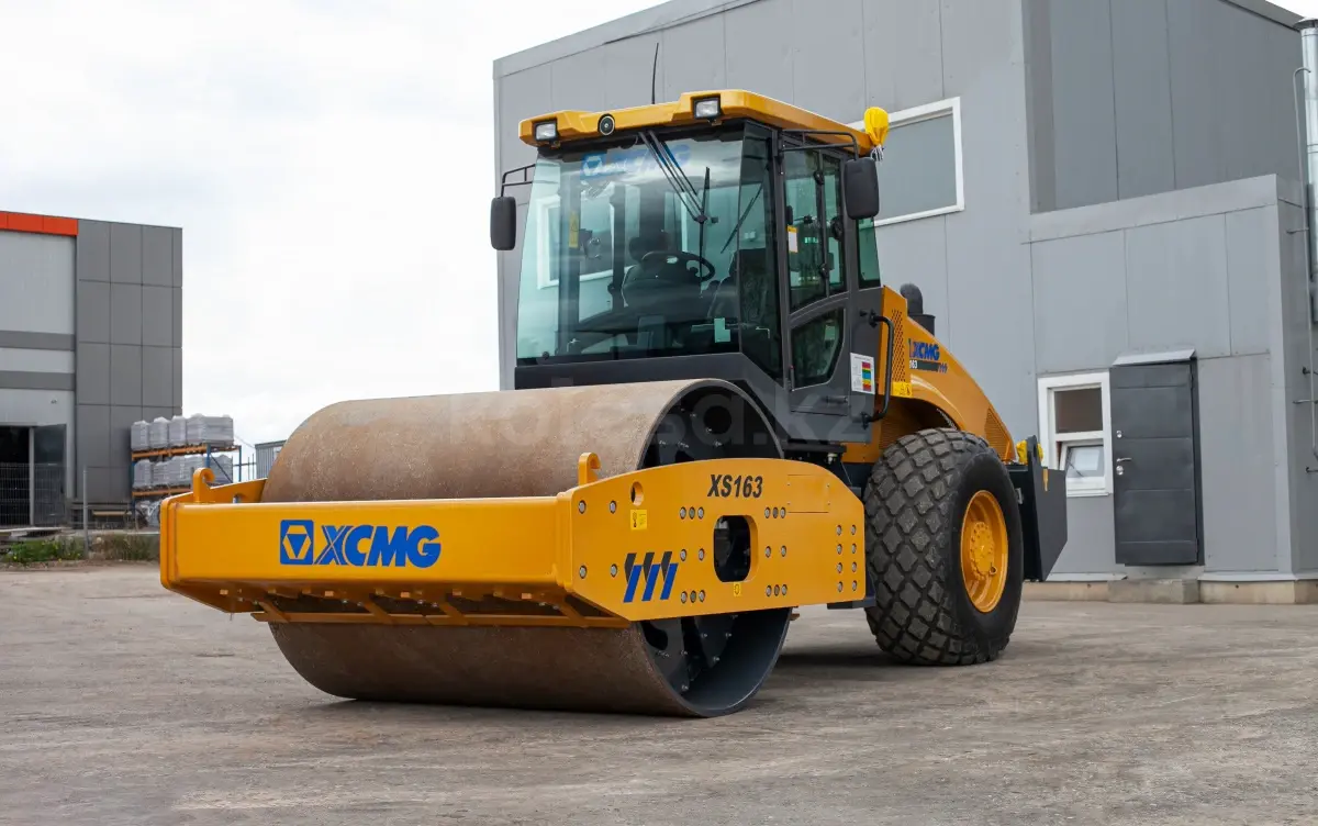 XCMG XS163J