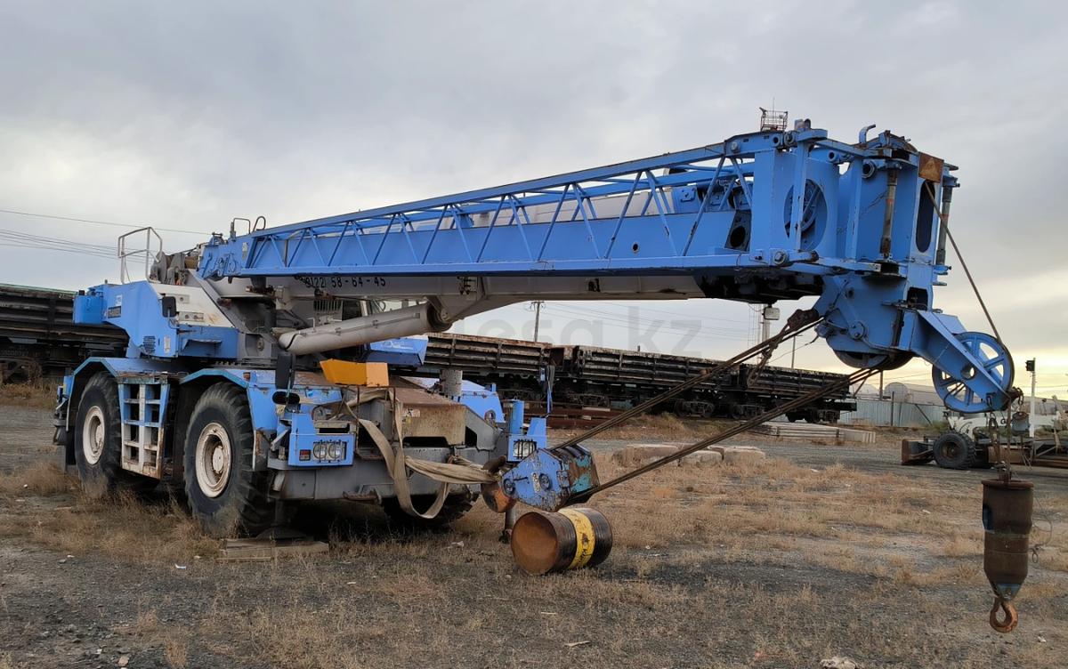 Tadano TR 200M-4