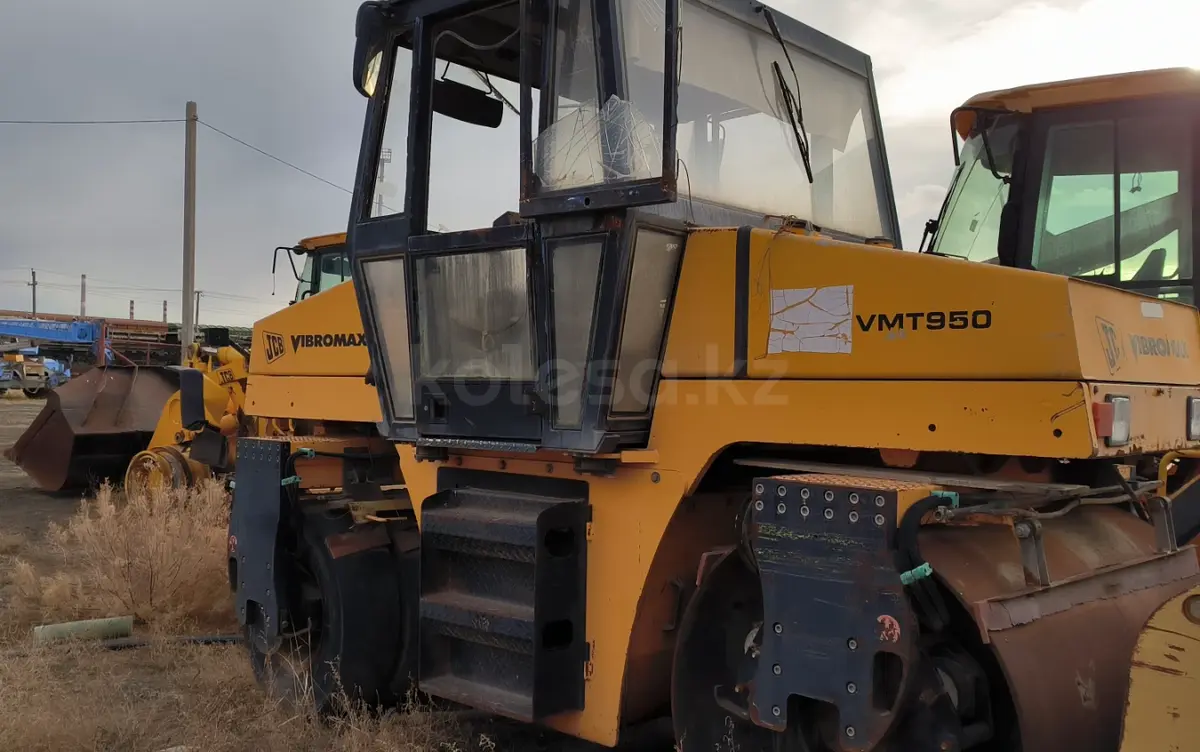 JCB Vibromax VMT 950S
