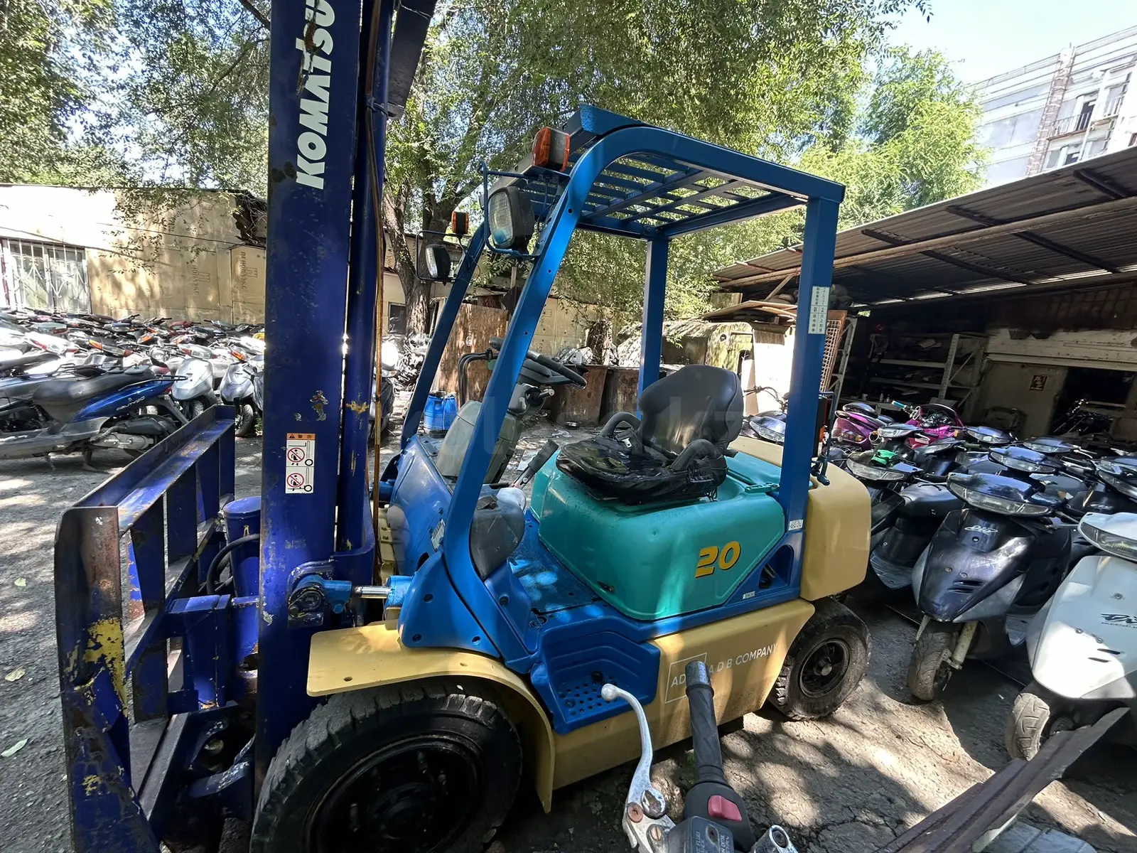 Komatsu D155
